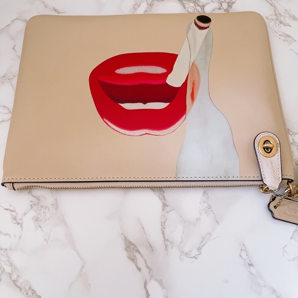 Coach x Tom Wesselmann Large Turnlock Wristlet - Picture 5 of 8